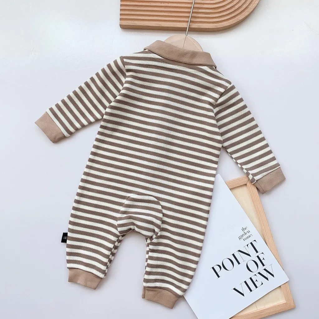 Рисунок 6 - Осенняя одежда для новорожденных