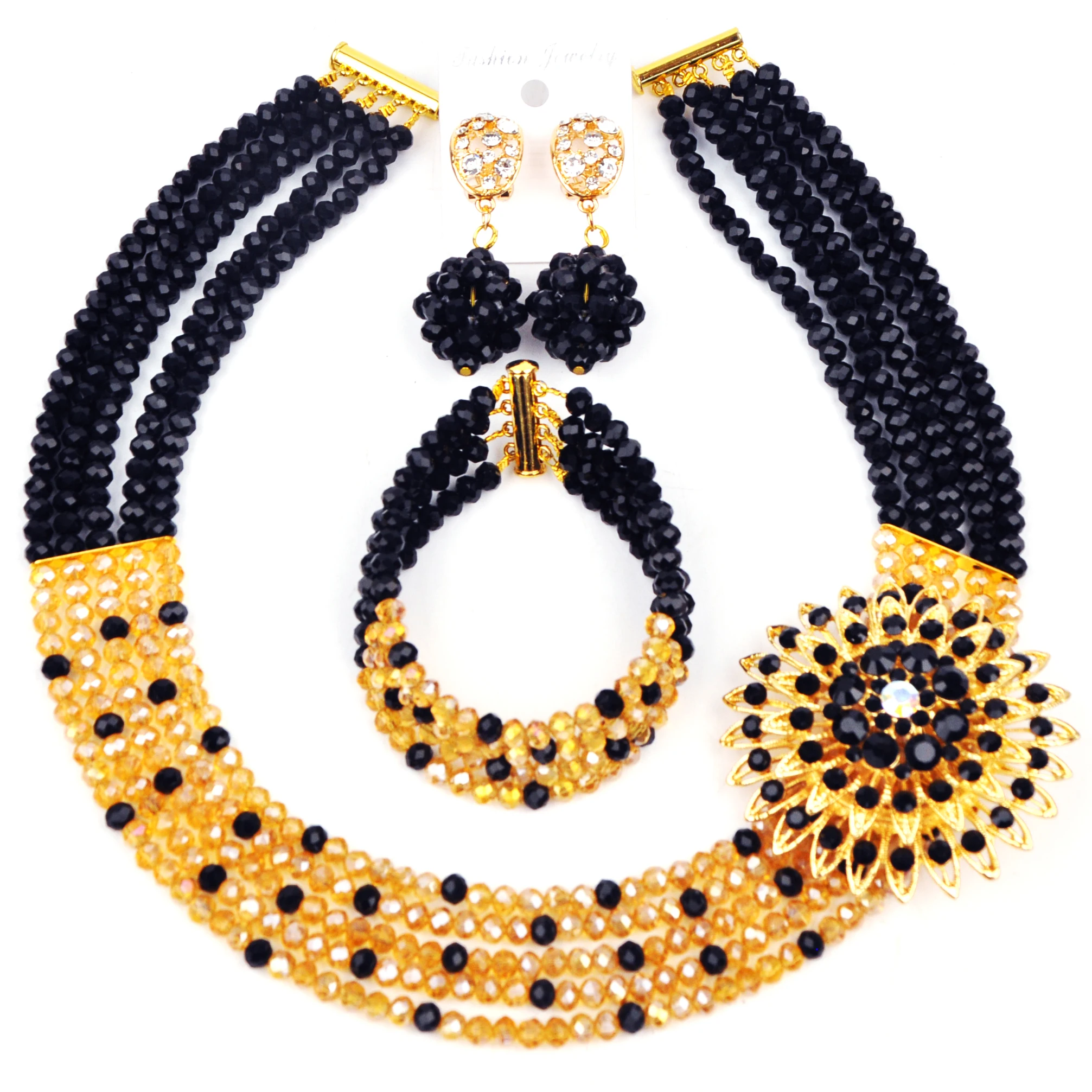 

Комплект из колье и серёг, с кристаллами