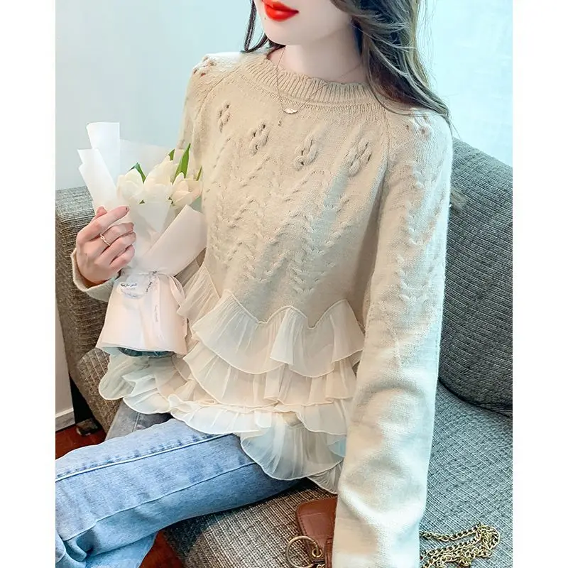 Рисунок 3 - Женский свитер во французском стиле на осень и зиму