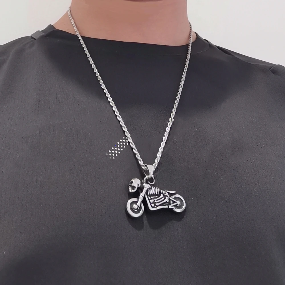 Motorcycle Skull Pendant Necklace Stainless Steel Pendant Necklace Gothic Style Jewelry Accessories  Skeleton Halloween Gift