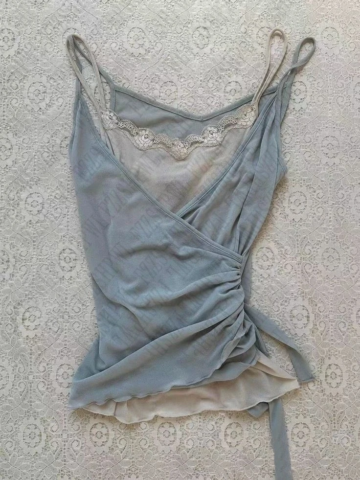 Y2K Sweet Hot Girl Mini Lace Top ME15