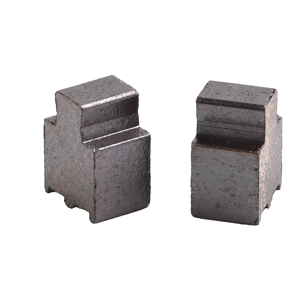 Рисунок 4 - Набор угольных щеток для электродрели