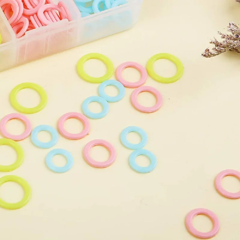 Knitting Stitch Markers Rings 180/220Pcs Colorful Knitting Crochet Locking Rings with Portable Storage Box for Sewing Handcrafts