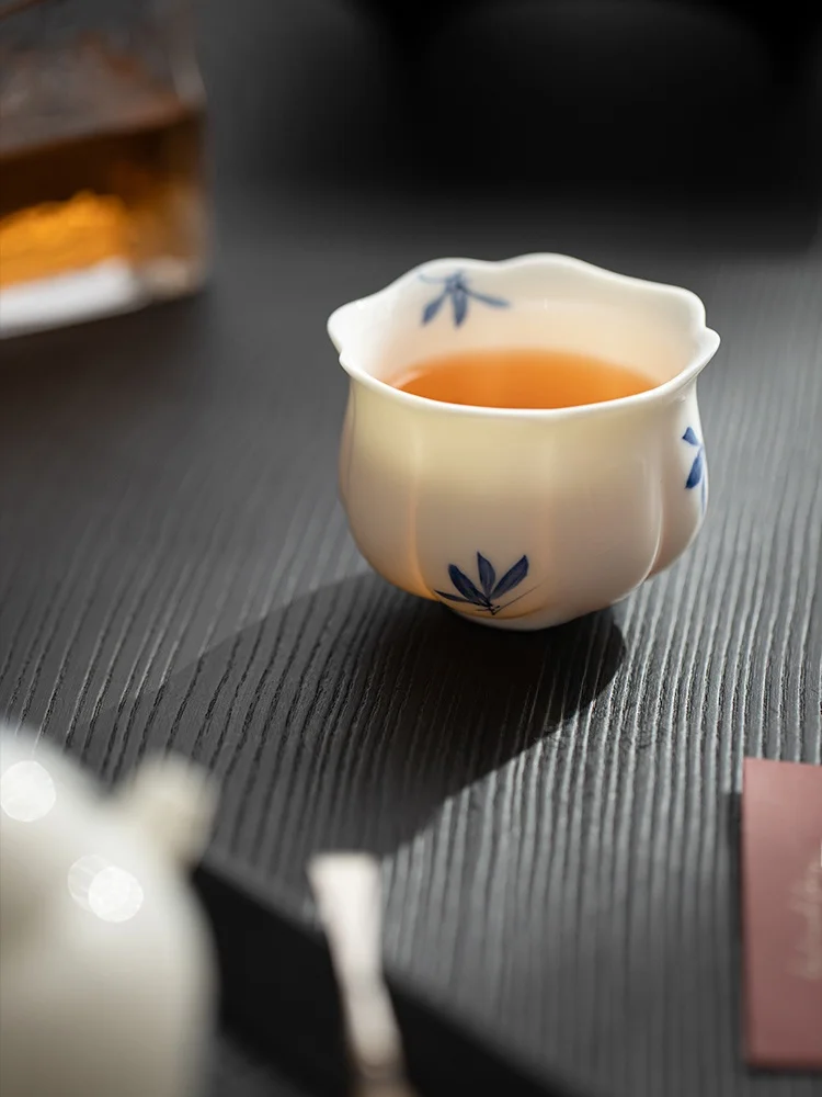 Guanntang Hand-Painted  Orchid Gongfu Tea Cup Owner Cup Underglaze Color Home Tea Drinking Cup Single Cup Tea Bowl