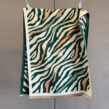 Sciarpe con stampa in cashmere da donna Nuovo autunno inverno Sciarpa calda spessa Sciarpa di qualità di lusso Coperta avvolgente Poncho Echarpe Pashmina Stole 1