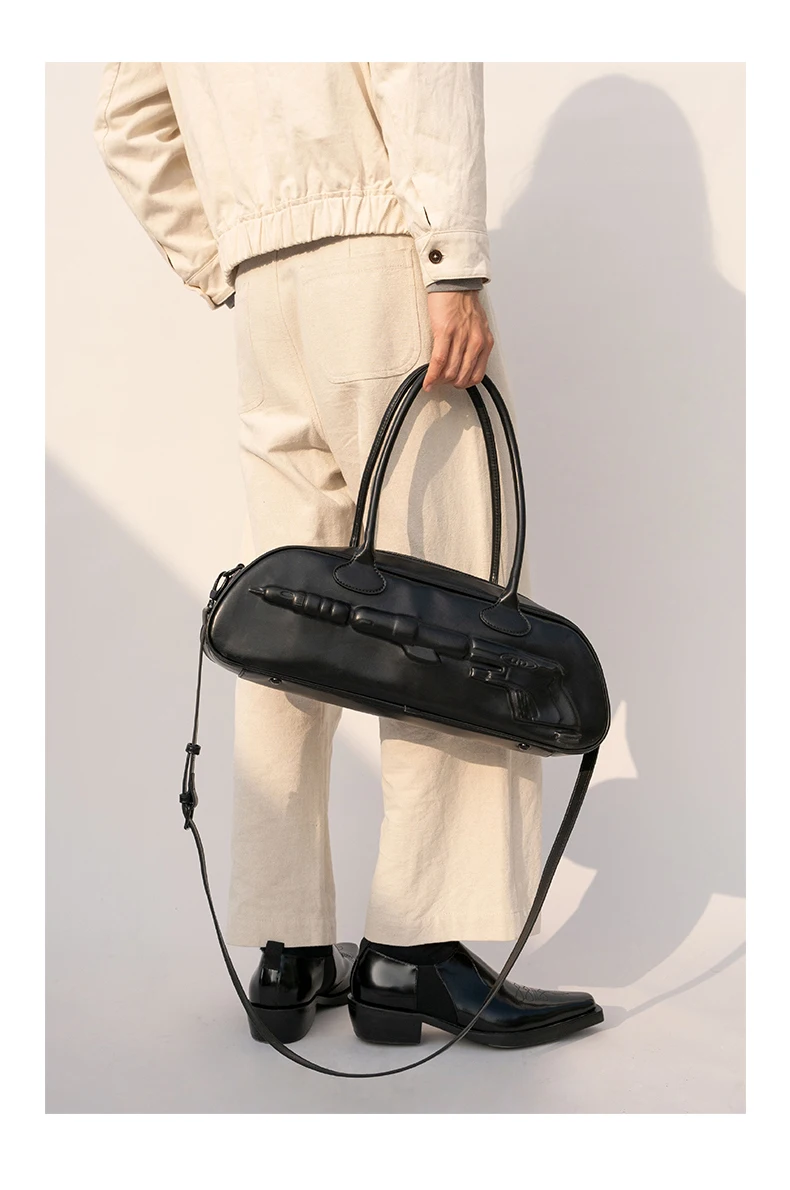 Рисунок 5 - Оригинальная черная кожаная сумка