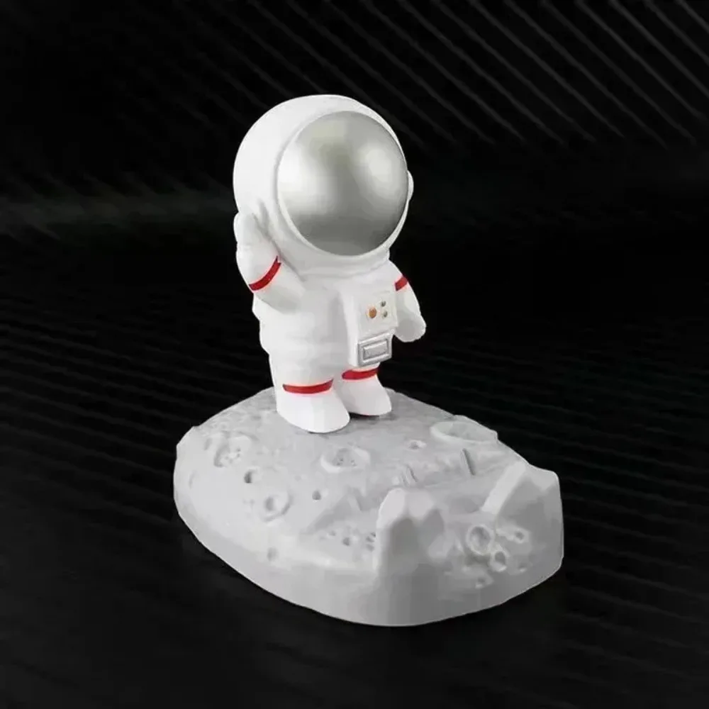 Astronaut Themed Universal Mobile Phone Stand Flat Bed Decoration Frame Creative Lazy Stand for Car Decoration
