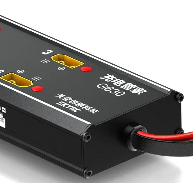 Câbles et connecteurs du hub de charge SKYRC G630, adaptés aux batteries de drone UAV agriculture.