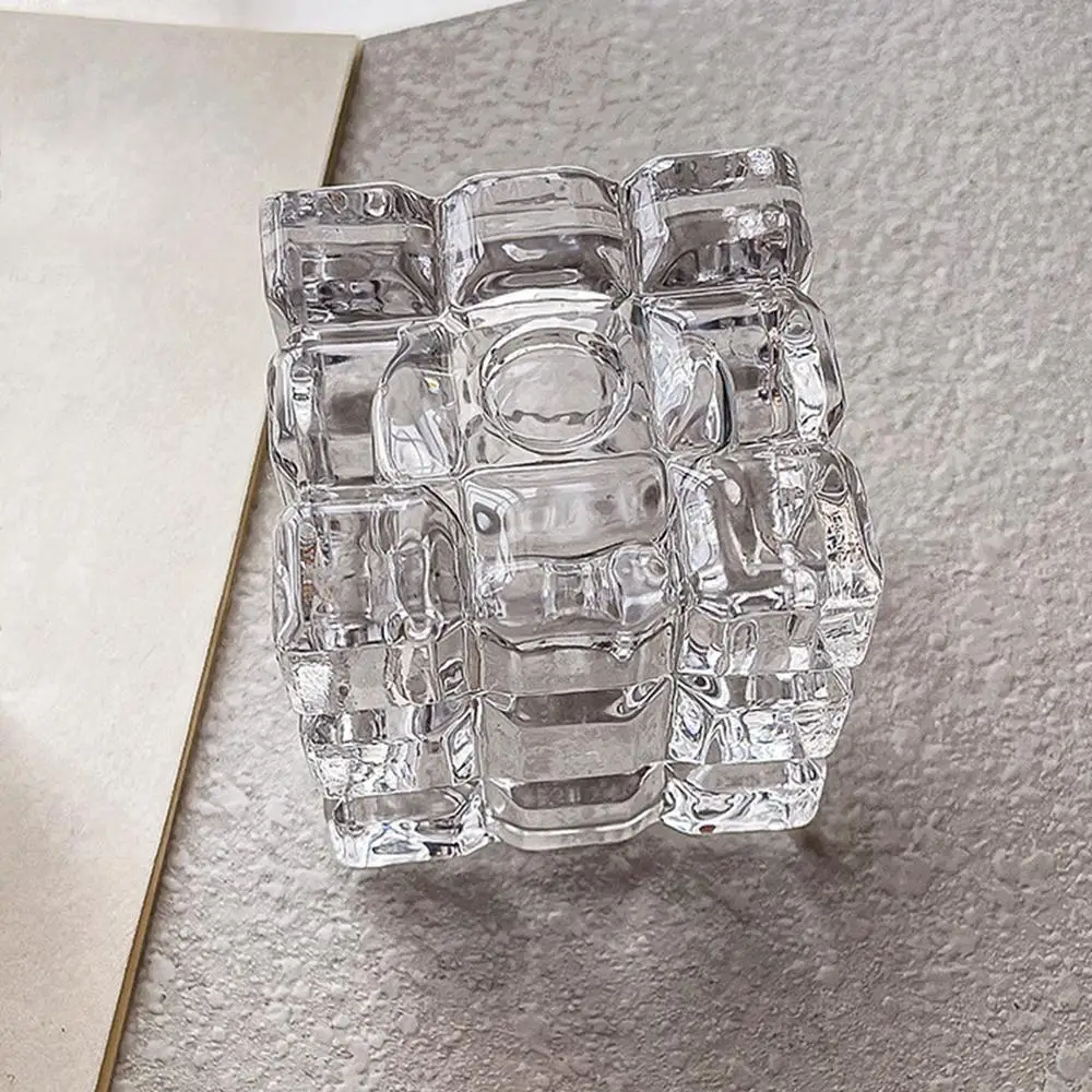 Description Picture 5 of itemFashion Luxury Candle Holders Solid Crystal Clear Square Glass Tealight Candlestick for Wedding Home Decor Hotel Supplies