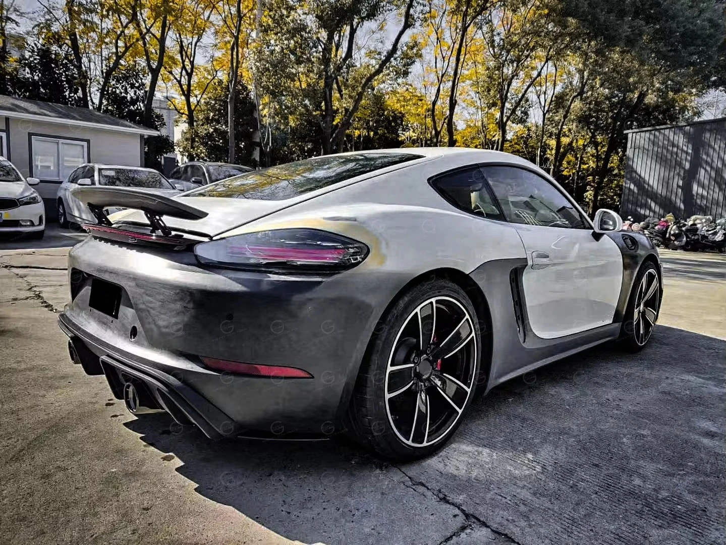 981型カイマンボクスター（旧型）から982型718 GT4型へのボディキット