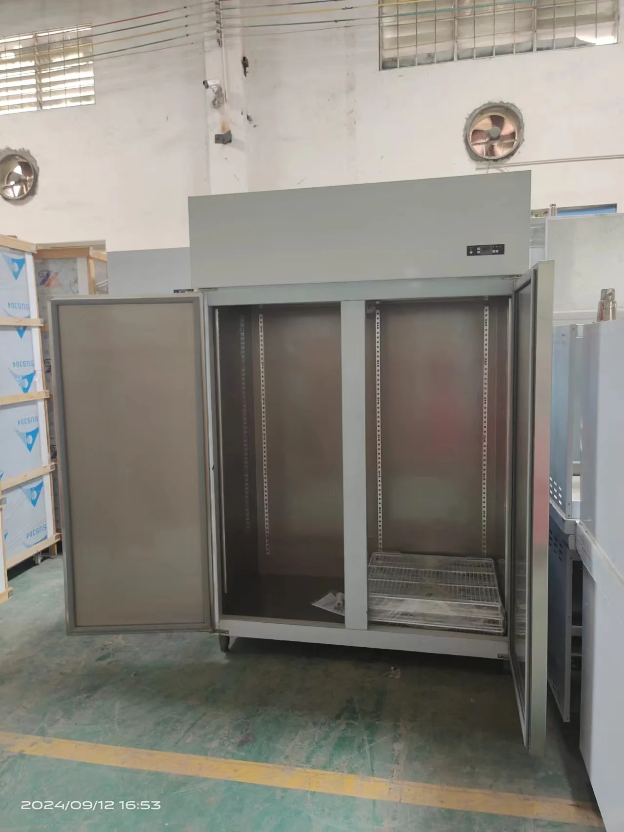 1300L Two Doors Stainless Steel Refrigerator Commercial Upright Fridge Reach in Freezer