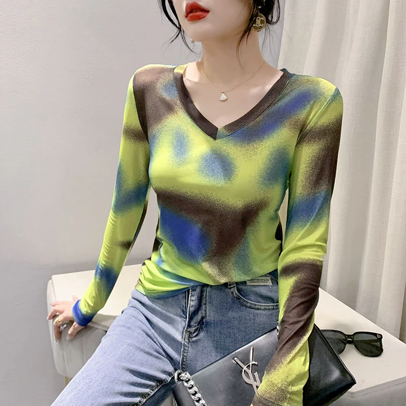 

2023 New Spring Summer Korean Clothes T-Shirt Women Fashion Sexy V-Neck Print Tie-dye Tops Long Sleeve Bottoming Shirt Tees 3615