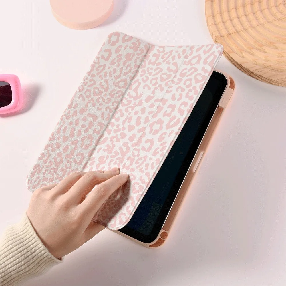 Universal Protective Tablet Case - Stylish and Durable Cover