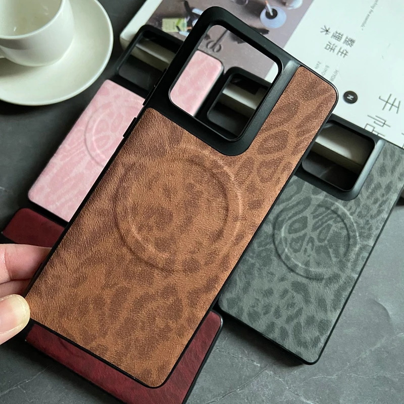 Magnetic Leopard Floral Leather Case with Mag-Safe Shell