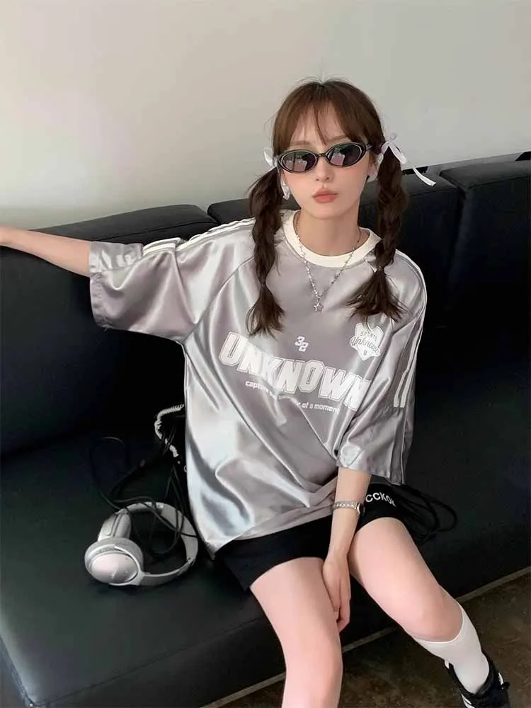 Shiny Silver Design T-Shirt 5