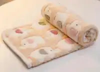 Plus de choix de couleurs Couverture de lit pour animaux de compagnie Couverture plus chaude en peluche pour chiens et chats Couverture confortable d'hiver portable et douce pour canapé pour chiot 6