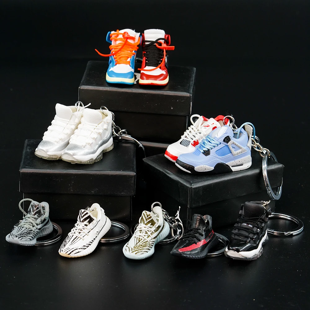 MINI 3D Sneaker Keychain Jordan 4 Black