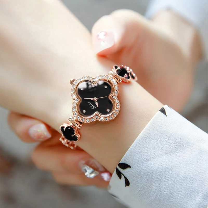 Four-Leaf Clover Watch, Women's Elegant Fashion Watch, Universal Niche Accessible Luxury Popular Noble Bracelet Watch, Chain Gift Best Choice 2
