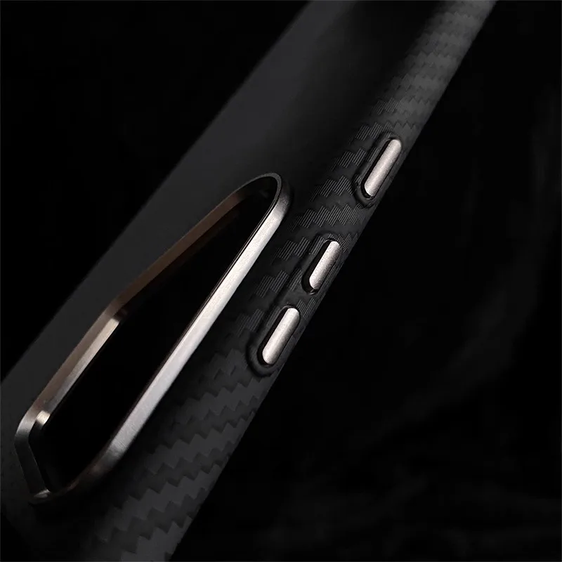 Magnetic Carbon Fiber Texture Phone Case with Alloy Lens and Enhanced Protection