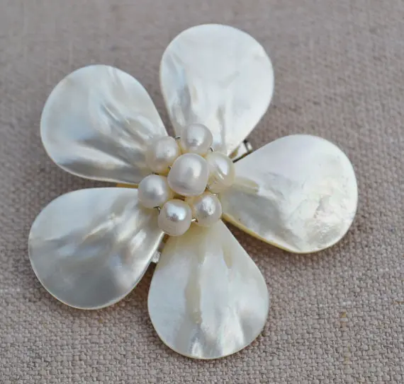 9-10 MM Natural pearl Mother shell brooch Pin