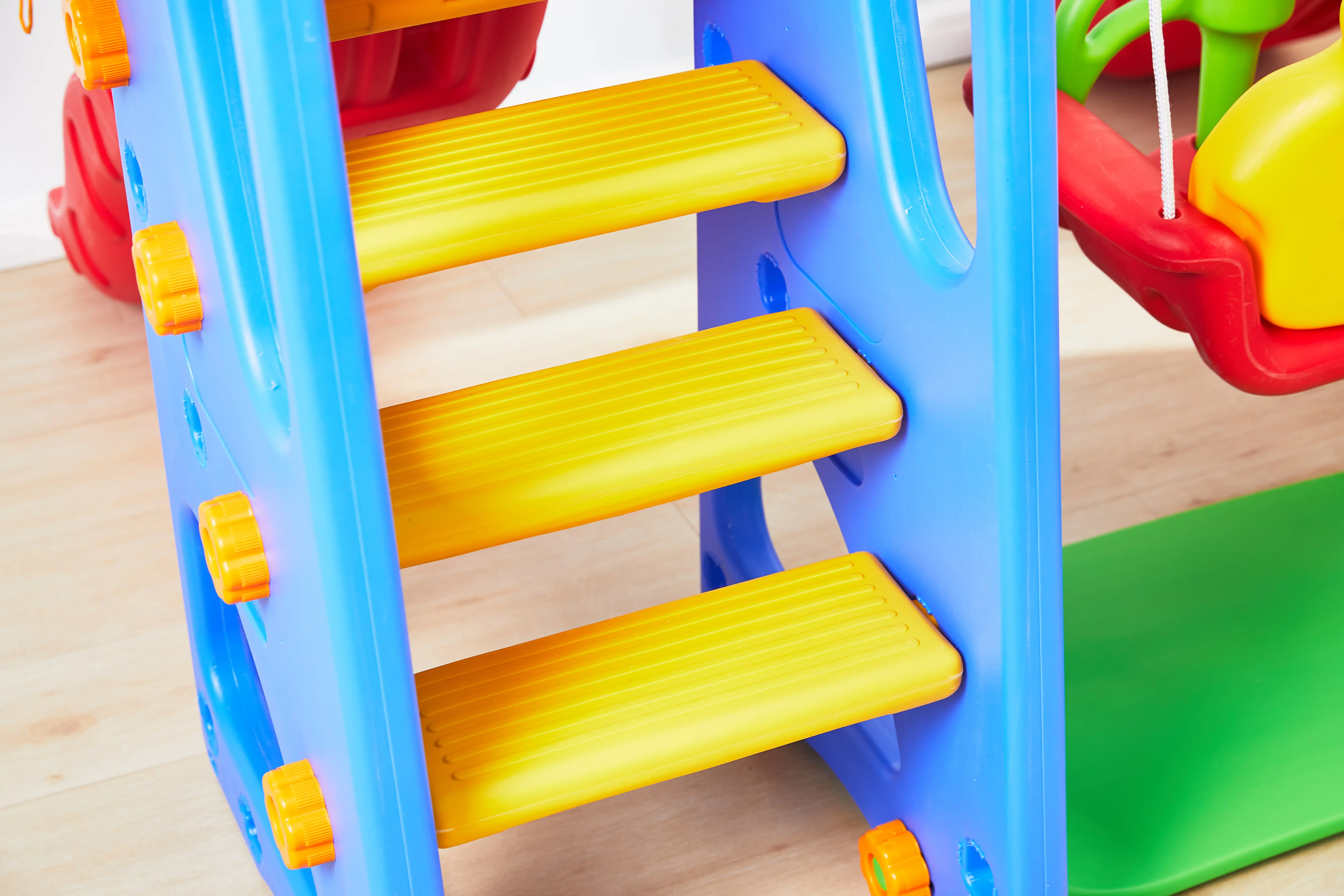 High Quality Indoor and Outdoor Multifunctional Double Slide With Swing