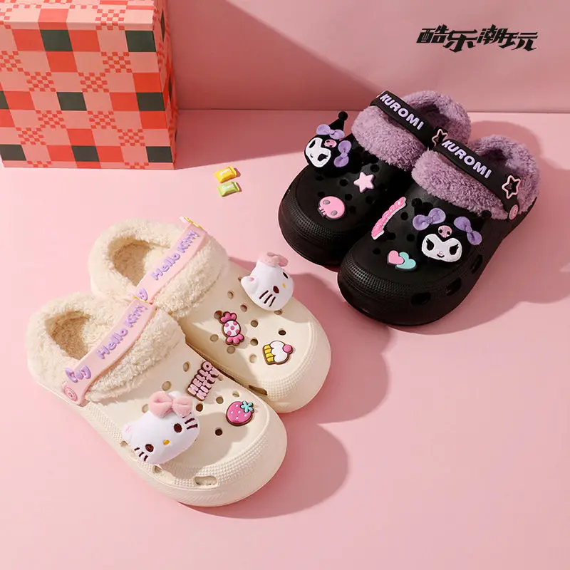 

Симпатичные плюшевые кроссовки с куклой Hello Kitty каваи куроми, женские зимние Симпатичные удобные хлопковые тапочки с аниме Sanrioed Girl Heart
