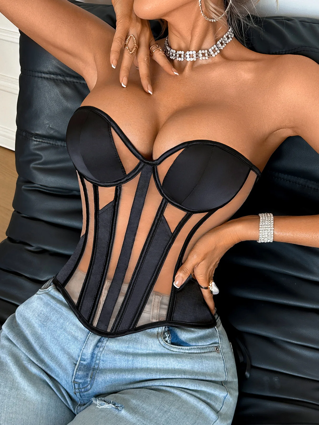 Damen Französisches Palast-Netz-Korsett Vintage Spitzen-Bustier mit Eingebauten Stäben Tiefer Ausschnitt Trägerloses Formgebendes Sexy Party Rave Dessous-Top – Detail 2