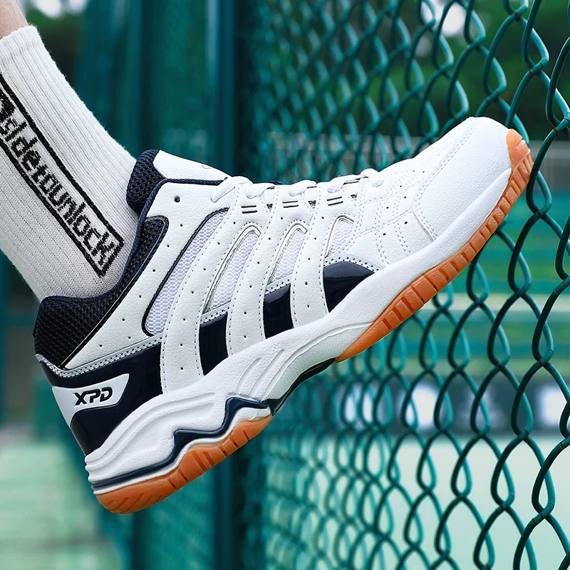 Men Professional Volleyball Shoes Couple Sport Shoes Badminton Tennis Athletic Training Table Tennis Men Sneakers