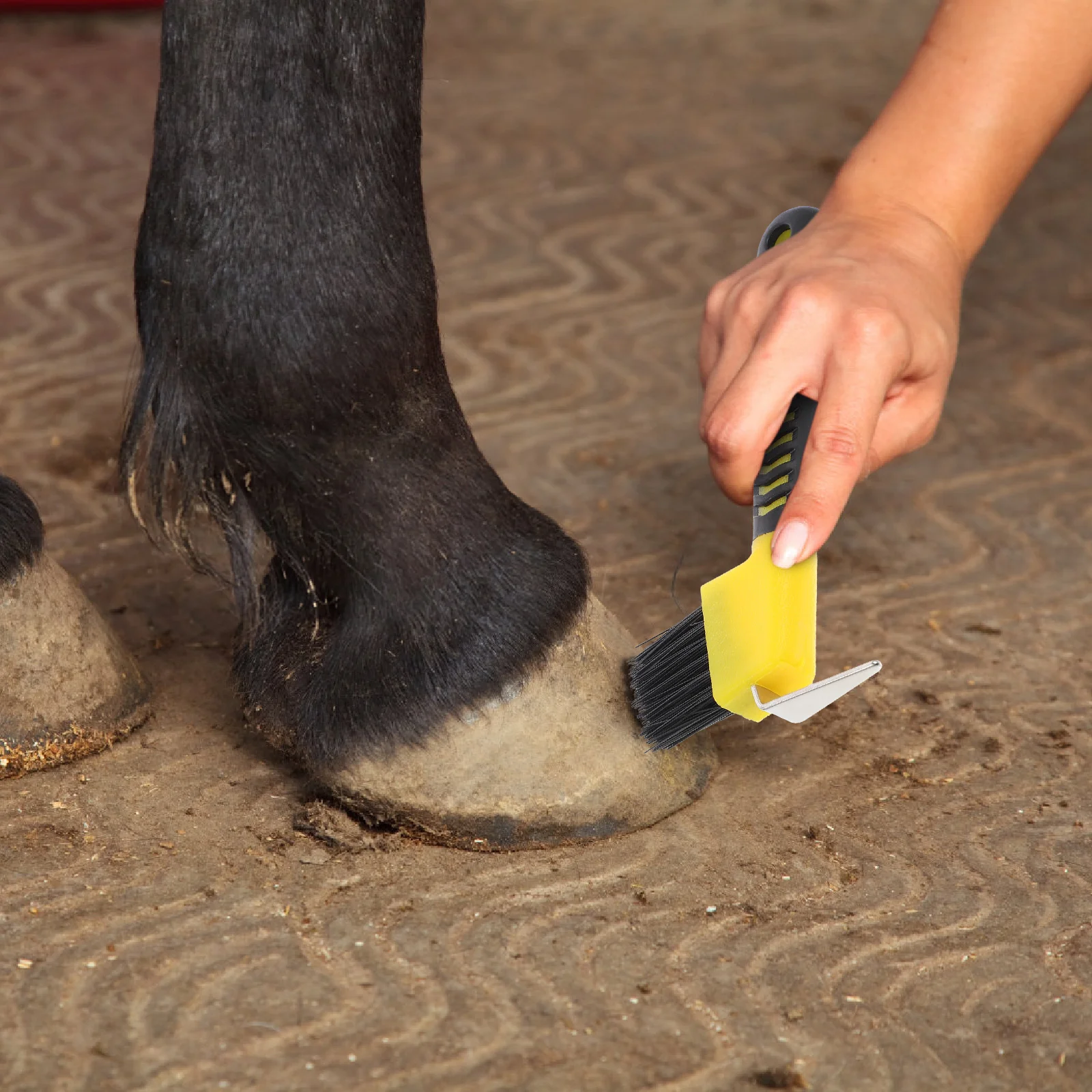 

Anti-Slip Grip Hoof Pick Rubber With Brush Nylon The Tools Hoof Care Grooming Brush Professional Cleaning Tools