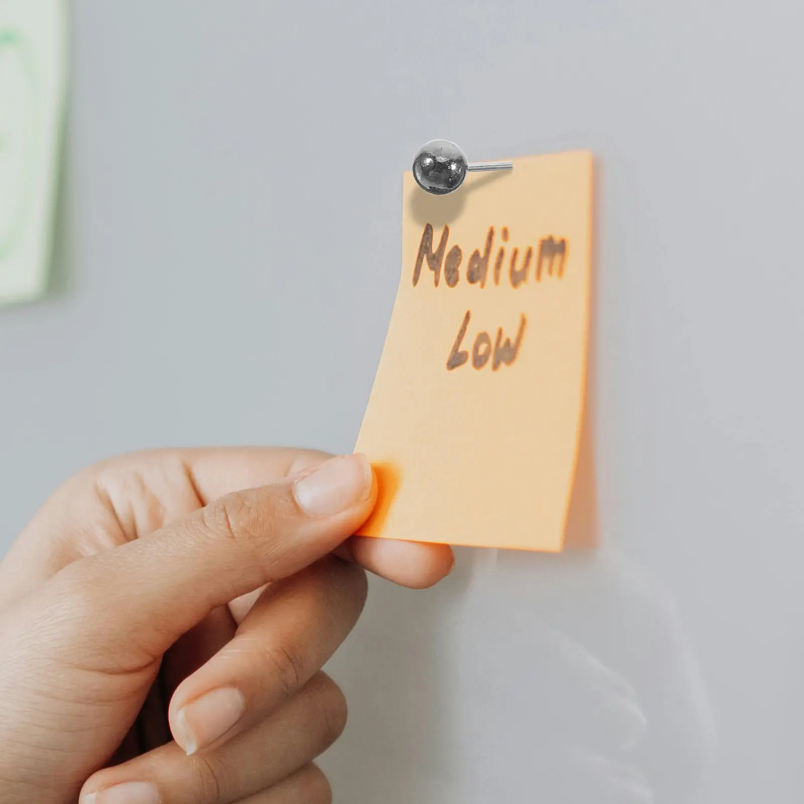 200개 소형 원형 헤드 푸시핀 플라스틱 스테인리스 스틸 코어 전기도금 지도핀 사진, 달력, 코르크보드, 벽용