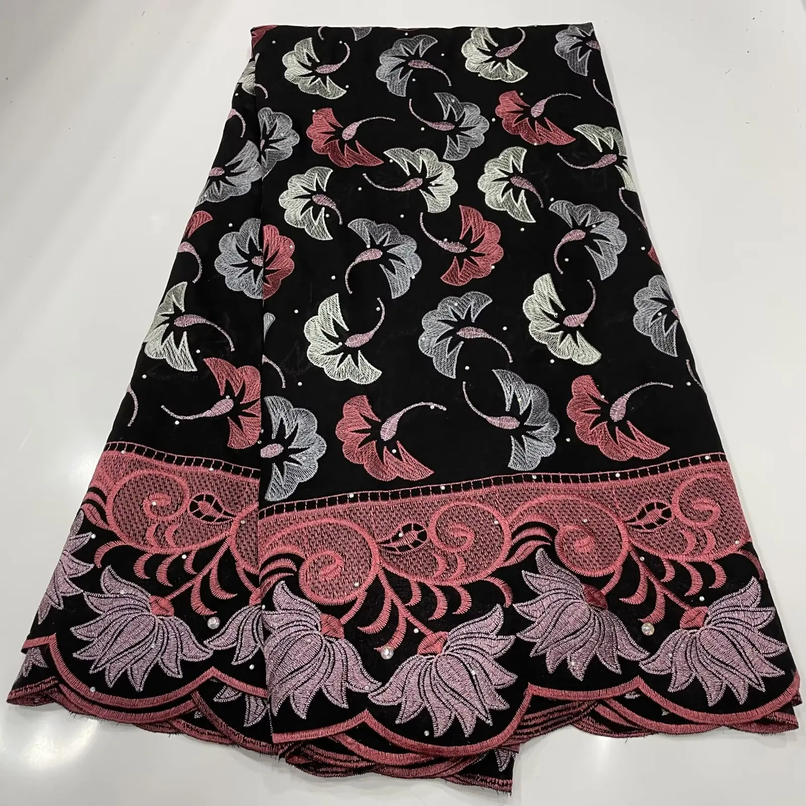 

5 Yards 2023 High Quality African Cotton Lace Fabric With Stones Swiss Voile Lace in Switzerland For Wedding Party Dress Sewing