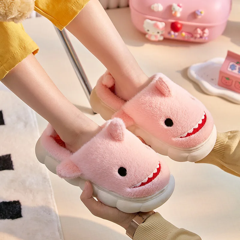 Winter Hot Sale Shark Cotton Slippers Women Fur Keep Warm Cute Couples Home Cotton Shoes Flat Shoes Indoor female Fur Slides