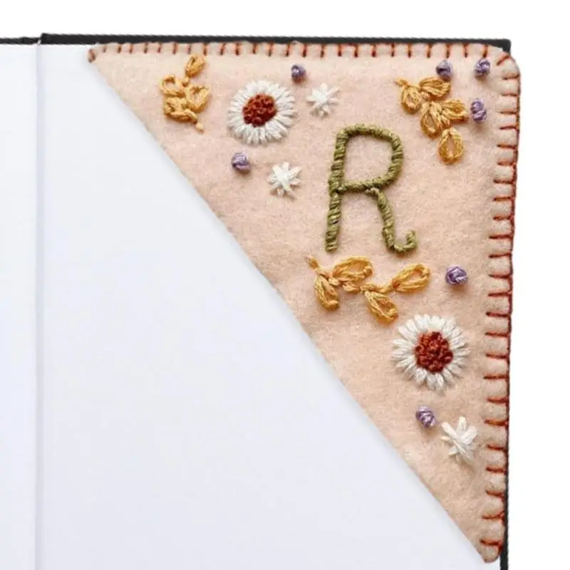

Corner Bookmark Clip Felt Triangle Bookmarks Book Accessories For Reading Lovers Spring Summer Autumn And Winter Embroidery