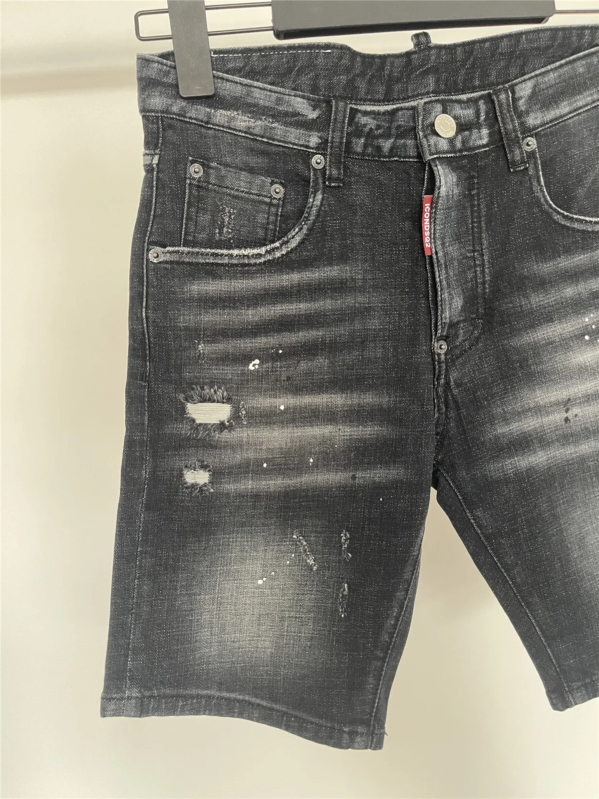 Spring and Summer 2025 New Jeans Trendy Men's Washed Grinding Patch Paint Slim-fit Micro-elastic Denim Shorts for Men 4