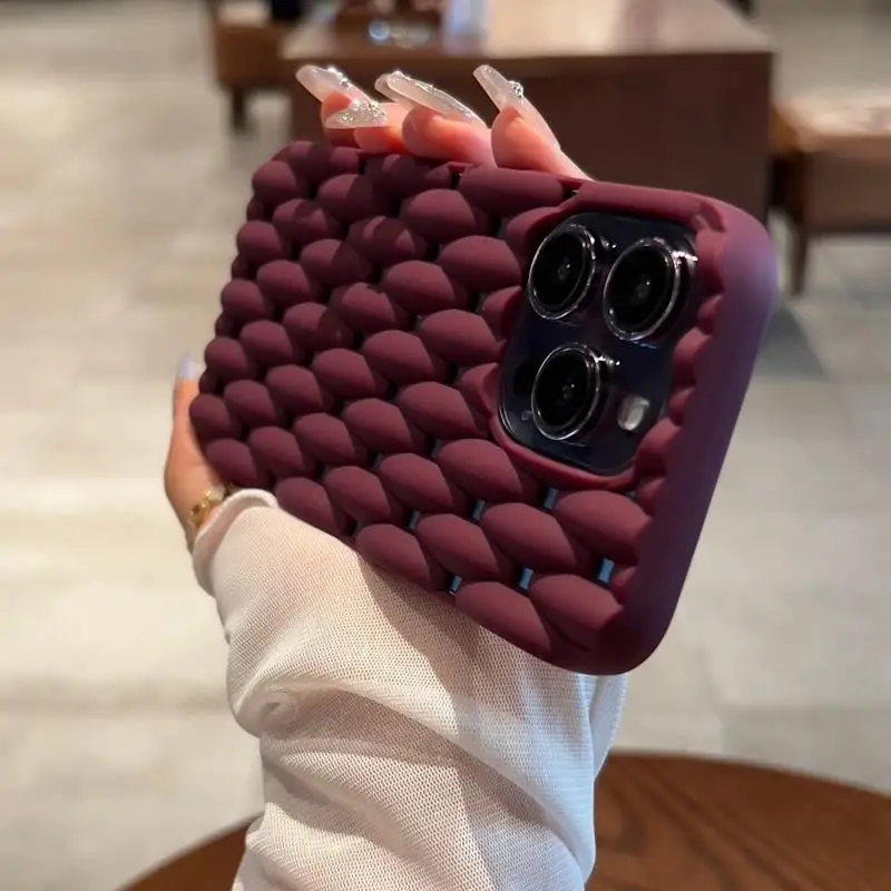 Advanced Heat-Dissipating Silicone Phone Case with Hollow Bumper Design