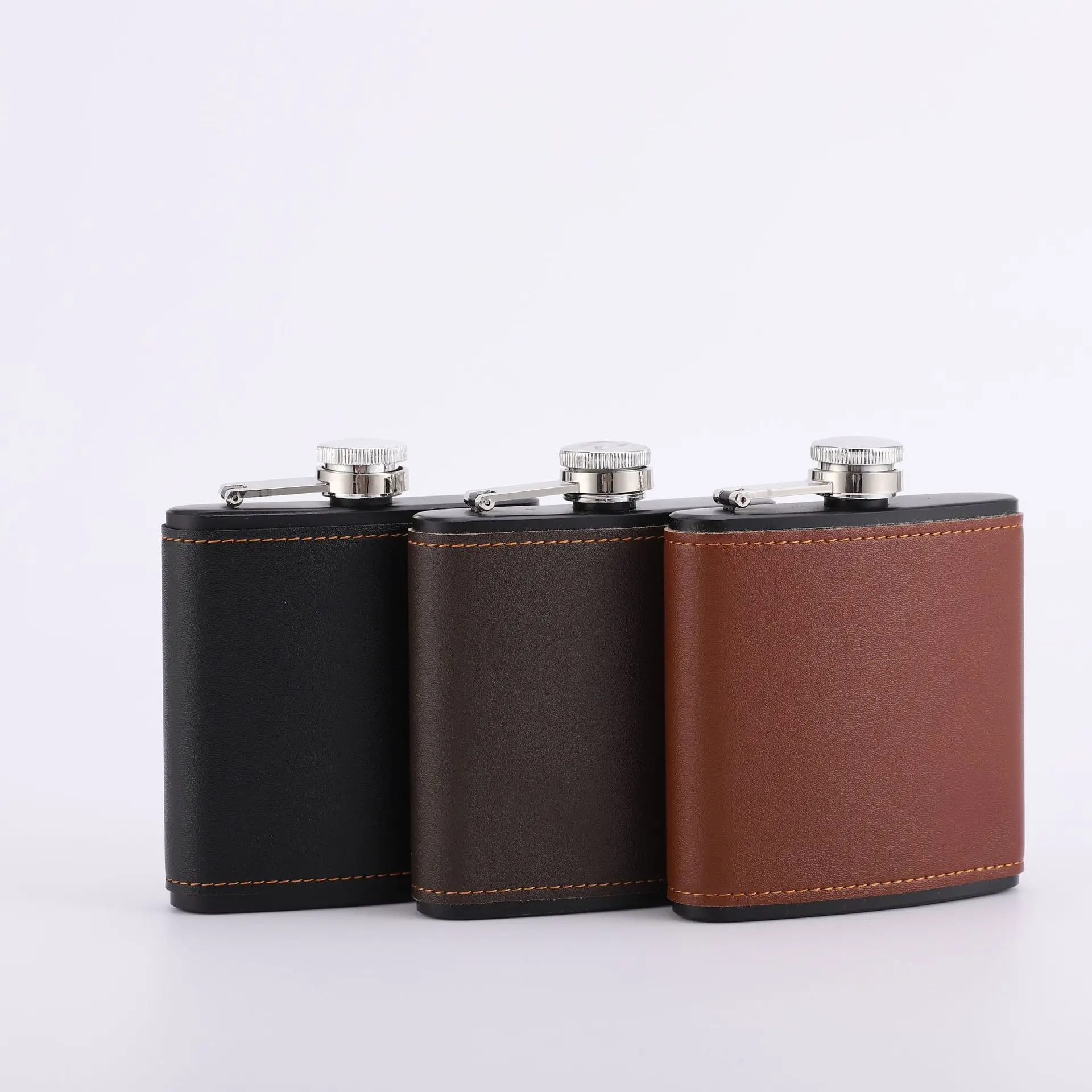 

Portable Hip Flask Brown Leather Covered Stainless Steel Flask for Alcohol Whiskey Flasks Man Gift