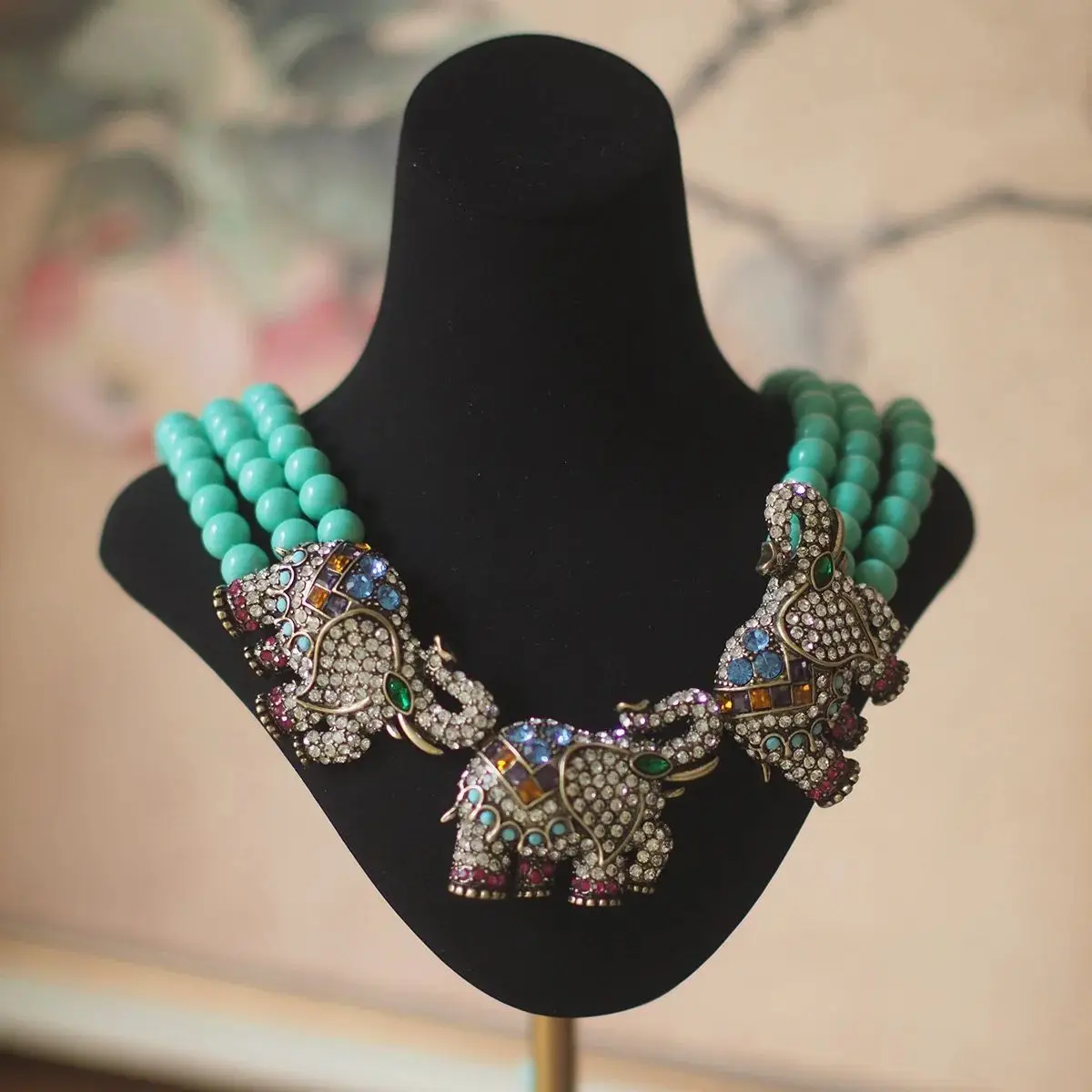 

Necklace Fashion Personality Atmosphere Light Luxury Animal Collares Jewelry Collier Femme Pendant Grandes De Mujer Moda