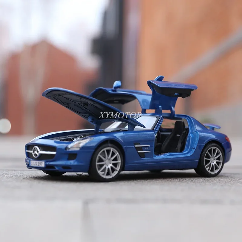 

Коллекционная модель автомобиля Maisto 1/18 для Benz SLS AMG, игрушки для мальчиков и девочек, синие/черные/красные/серебристые, подарок на день рождения