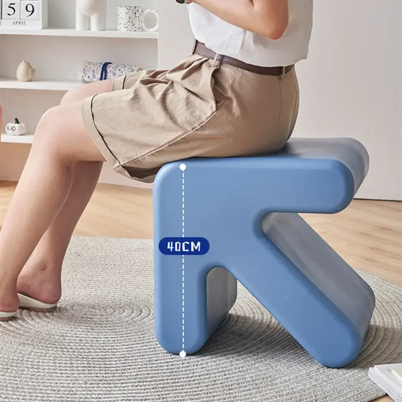 

Скандинавский Маленький стул, искусственная стрелка, утолщенные пластиковые стулья, мебель для гостиной, двери, обуви, низкая мебель для отпуска