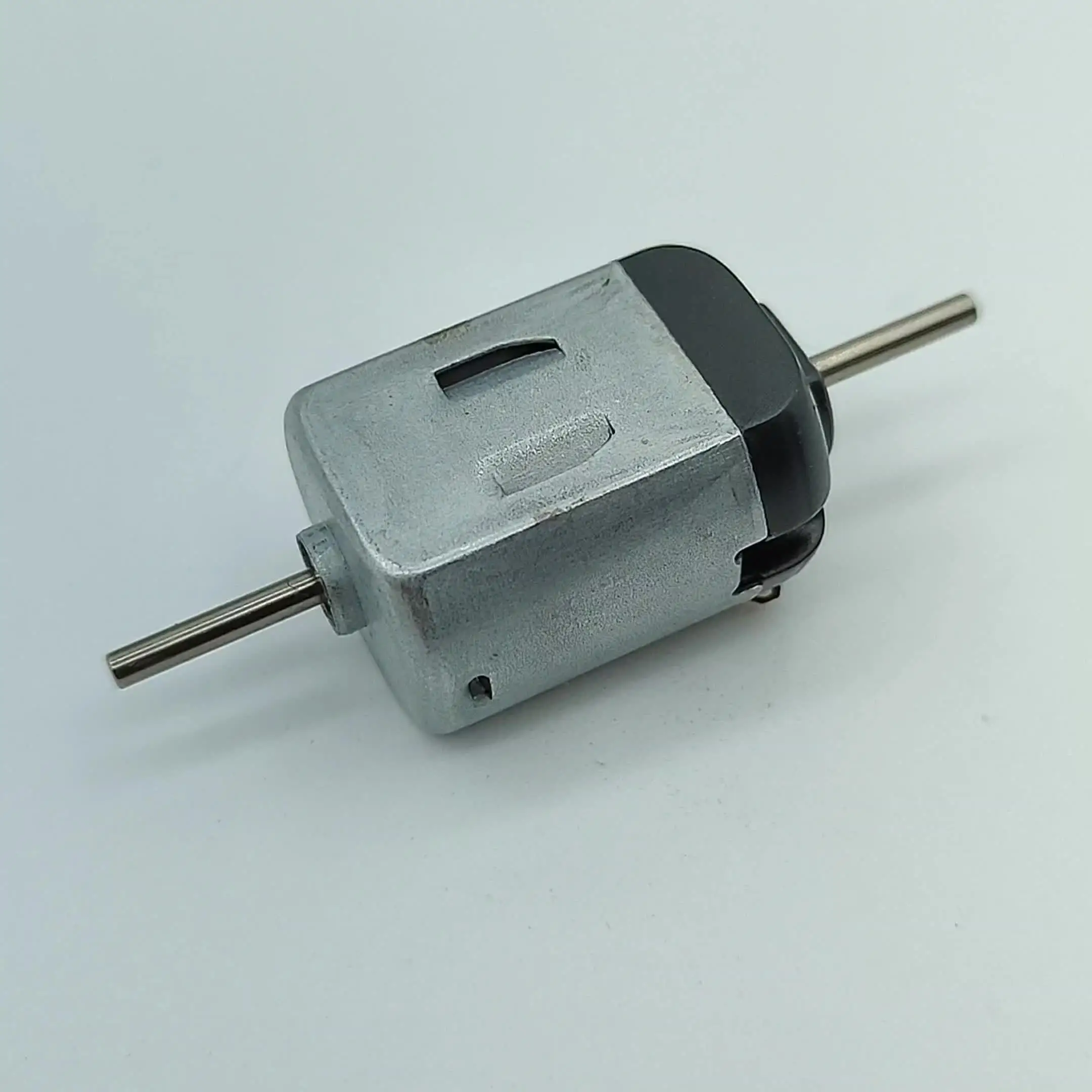 1pc Doppio Albero DC 12V 24V Motoriduttore A Vite Senza Fine 5-470 RPM Coppia Elevata Massima 70KG Autobloccante Velocità Regolabile Motore Avanti Indietro (Color : 160rpm, Size : 24V - Foto 10