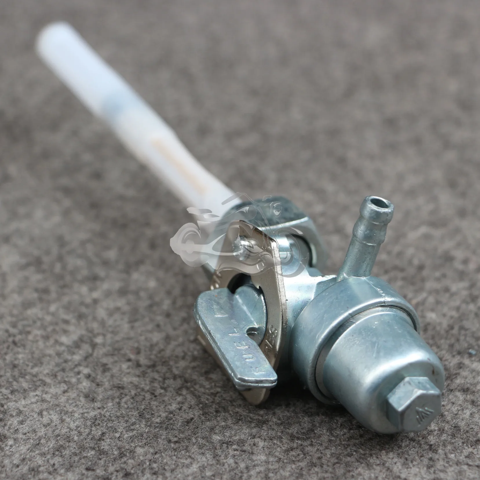 

Fit For Honda Shadow VT1100 VT1100C 1987 - 1996 18mmx1mm Fuel Gas Tank Petcock Switch Valve VT500C VT500F VT500 VF500F VF500