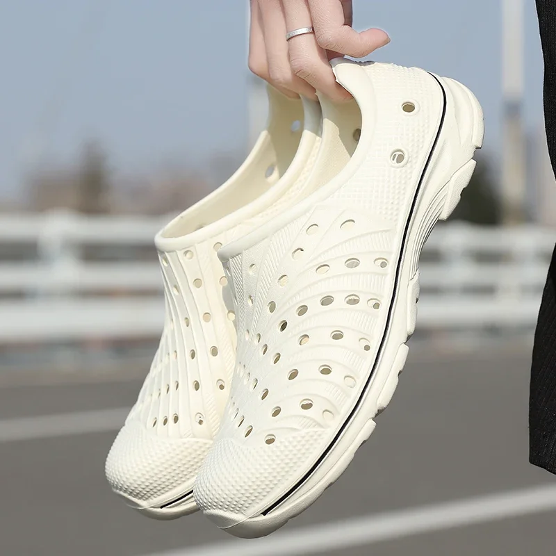 Leather Sandals Sports Slippers Hole Shoes Men's Summer Shoes Sandals Men's Outdoor Comfortable Non-slip Ripped Sandals Hollow Breathable Clogs Fashion Beach Slippers
