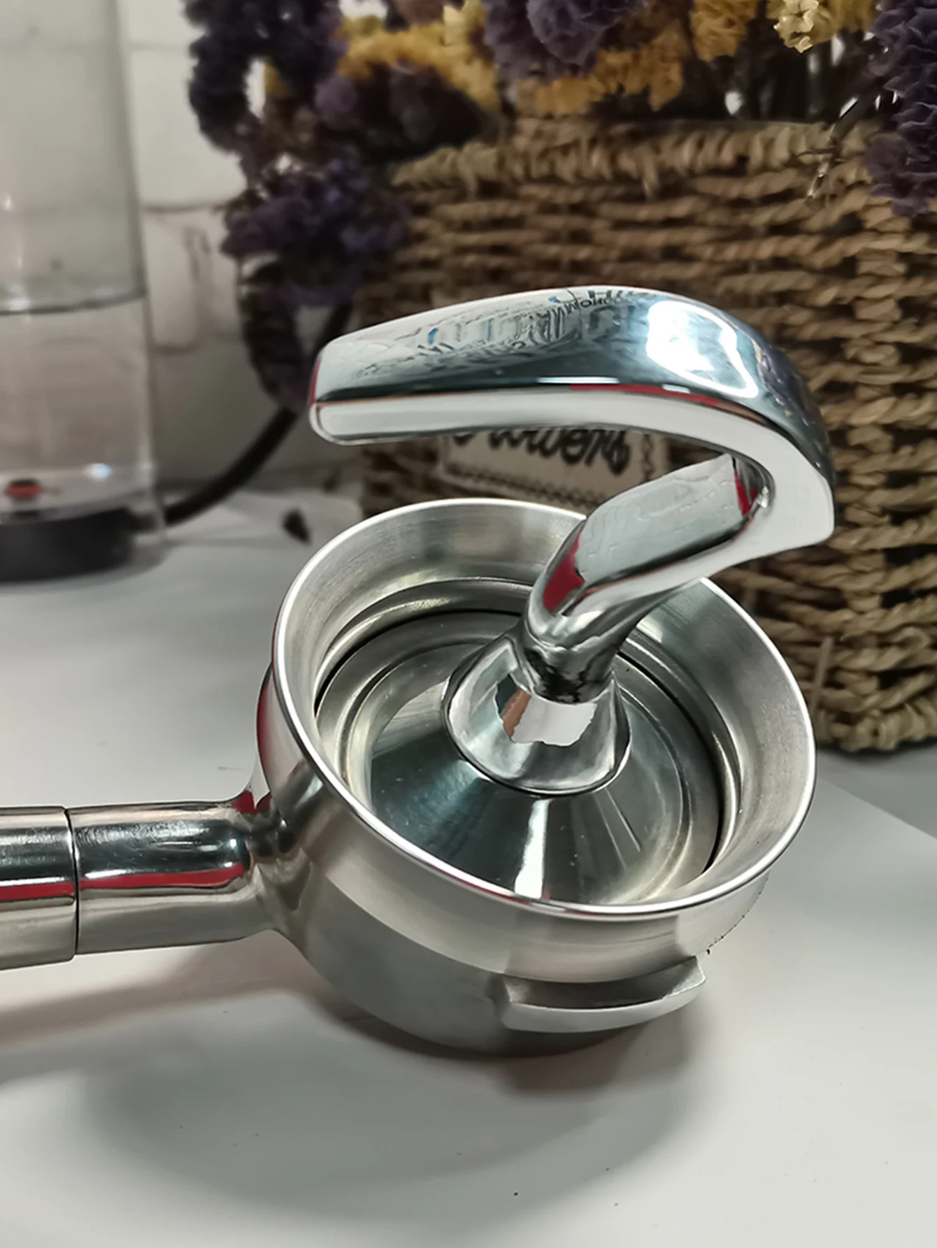 Description Picture 2 of item51/53/57.5/58/58.35mm Stainless Steel Intelligent Dosing Ring Brewing Bowl Coffee Powder For Espresso Barista Funnel Portafilter