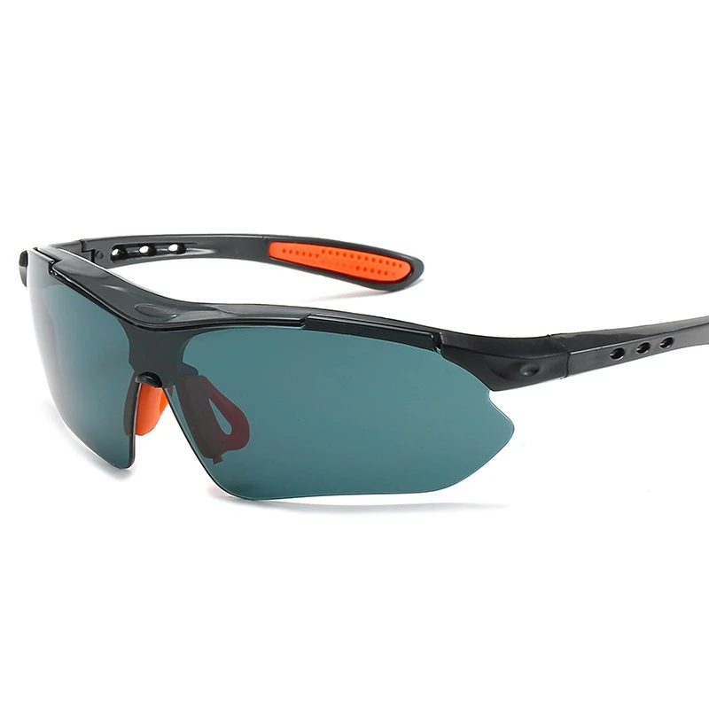 Safety Goggles with Clear Eye Protection - Anti-Splash, Wind & Dust Resistant