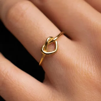 Anelli in Acciaio Inossidabile per Donne, Colore Oro, Anello a Cuore per Coppie, Tendenza 2024, Nuovo Gioiello Estetico di Lusso per Matrimonio, Anillos Mujer