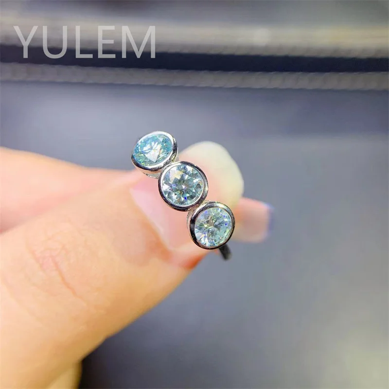 

100% Real Moissanite Engagement Rings Platinum Plating Sterling Silver Light Green moissanite Diamond Wedding Rings Classic Ring