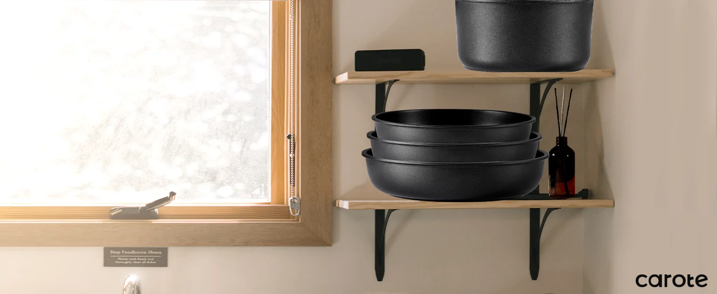 pots and pans set