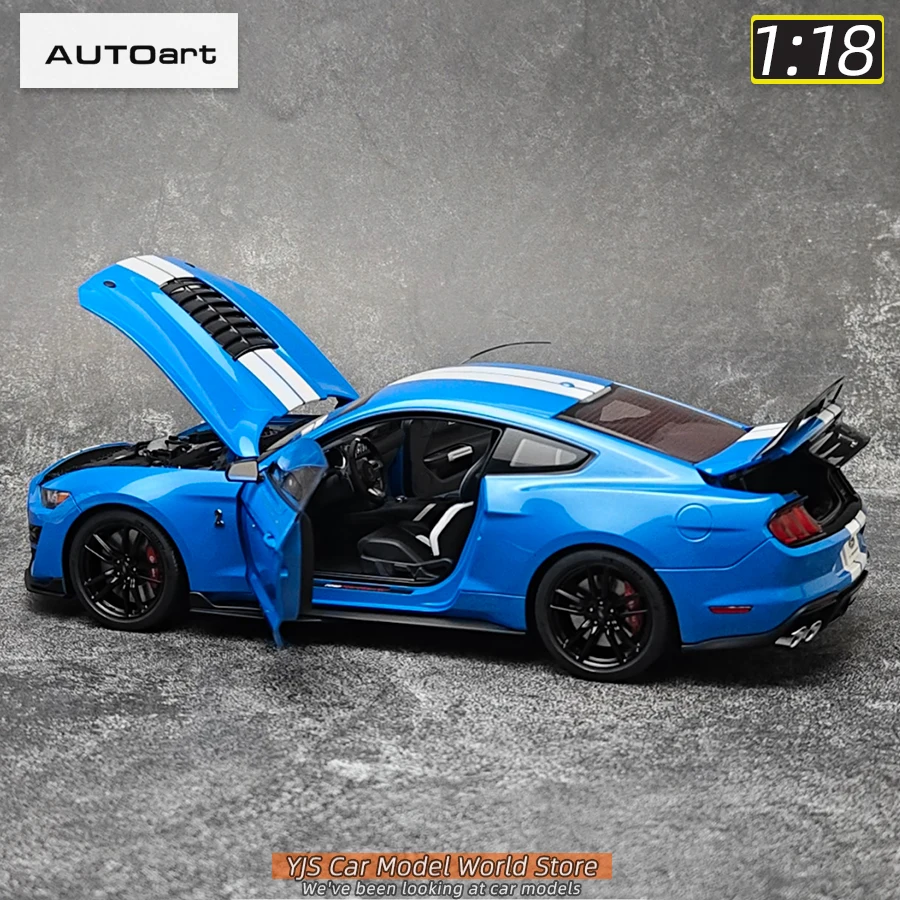 AUTOART New 1/18 scale Ford Mustang Shelby GT500 Sports car