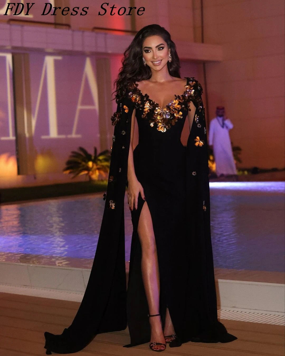 

Vintage Black Evening Dresses V Neck Butterfly Prom Dresses Side Split Backless Floor Length Formal Party Dresses
