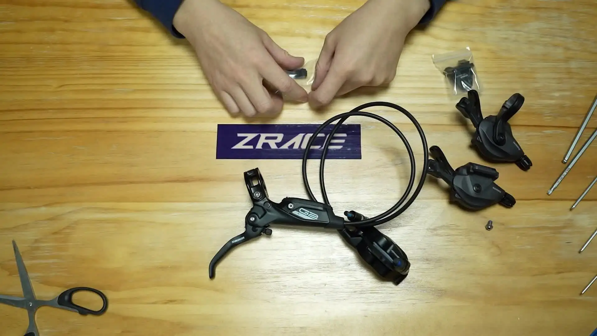 Wolf Tooth ShiftMount Anello di Serraggio per il Montaggio di un SRAM MatchMaker Leva Cambio su Dropper Manubrio - 31,8 mm - nero